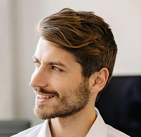Portrait de Michael Brennan, CTO, spécialiste de la technologie fintech et crypto